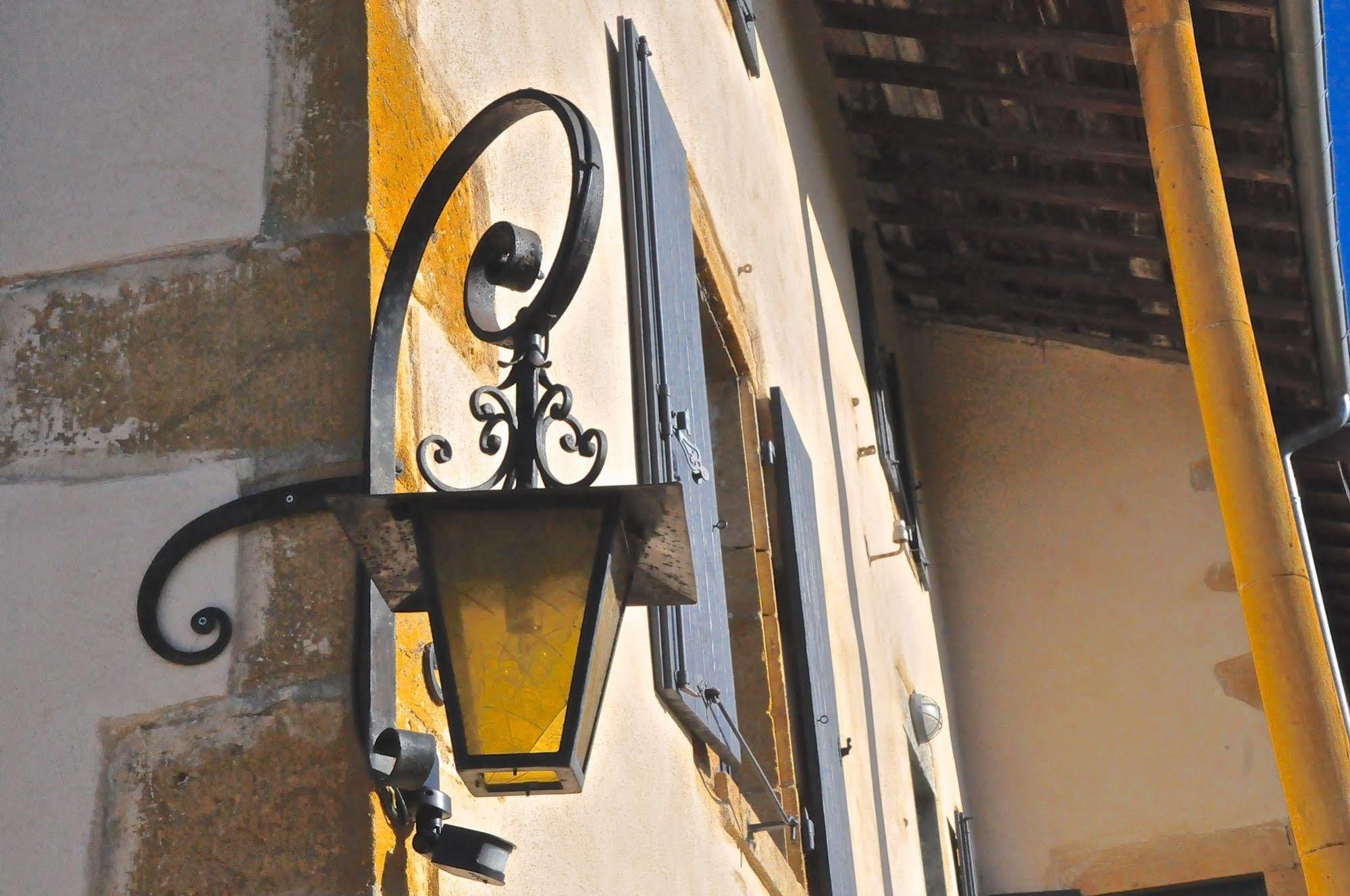 Le Clos Du Cher En Beaujolais Saint-Germain-Nuelles Esterno foto