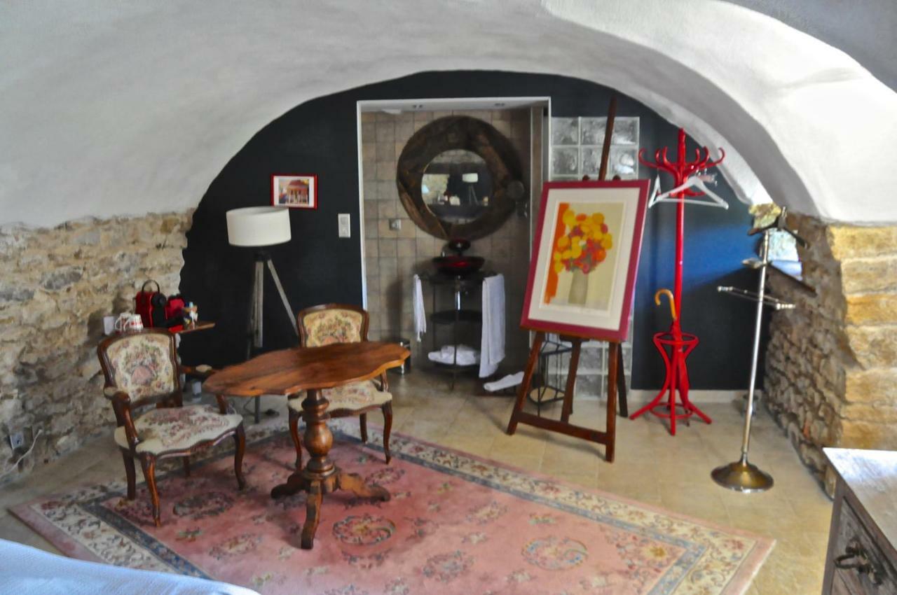 Le Clos Du Cher En Beaujolais Saint-Germain-Nuelles Esterno foto